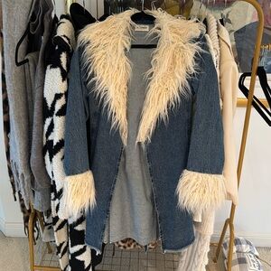 Show me your mumu fur trimmed denim jacket SMALL